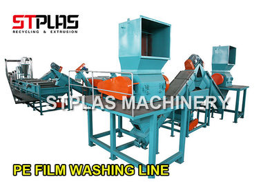 Plastique de films du PE pp réutilisant la ligne de lavage contrôle de PLC avec la machine de presse-fruits de film