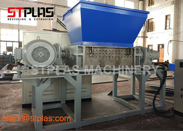 Machine de réutilisation en plastique de granule de conception spéciale pour le film emballé et le plastique différent