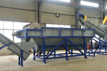 Plastique fonctionnel multi lavant réutilisant la machine avec le contrôle d'écran tactile de PLC